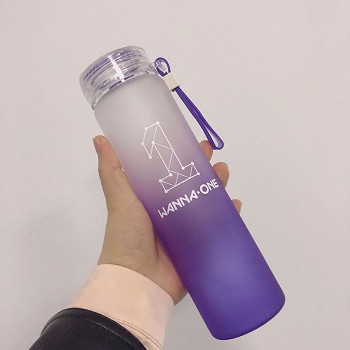 Wanna One star color glass cup