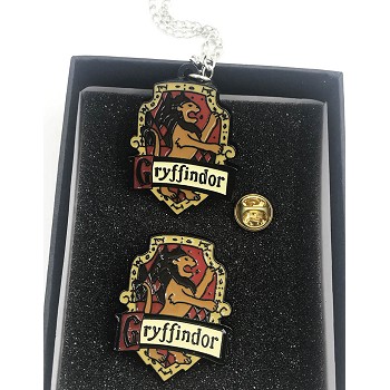 Harry Potter necklace and pin a set