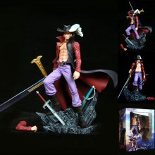 One PieceDracule Mihawk eagle eye anime figure