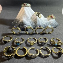 Monologue British Museum Retro Ring Love Bird Rings