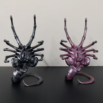 Alien Facehugger Figures Phone Holder Anime Figurine