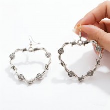 Retro Thorns Rose Love Earrings